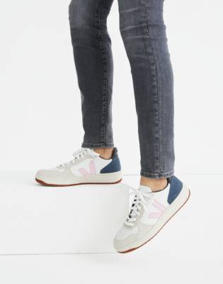 veja red and navy