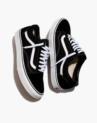 black and white vans with laces