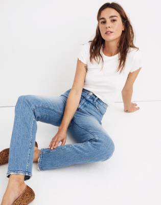 classic straight jeans in fawn wash