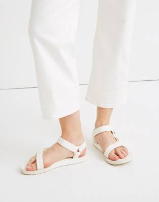 teva sandals fit