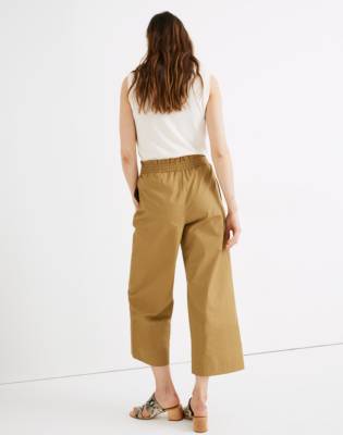 Poplin Smocked Huston Pull-On Crop Pants in null image 3