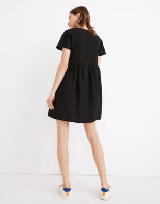 black linen dress with buttons