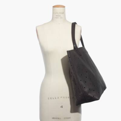 The Holepunch Transport Tote in null image 3