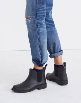 chelsea rain boot outfits