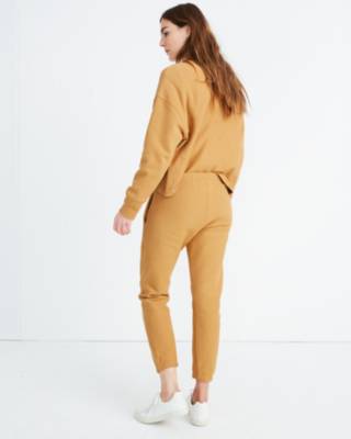 Champion&reg; Elastic Cuff Sweatpants in null image 3