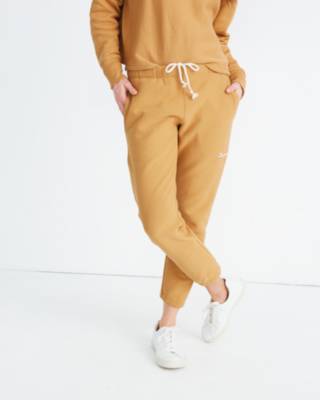 Champion&reg; Elastic Cuff Sweatpants in null image 1
