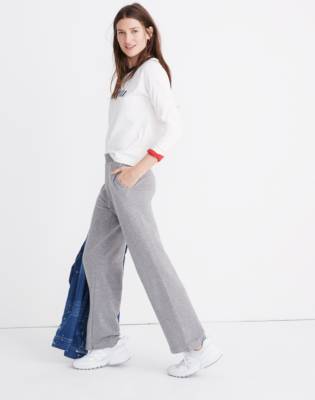 wide leg sweatpants outfit