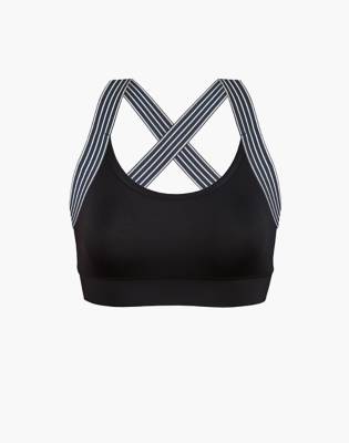 scoop neck sports bra