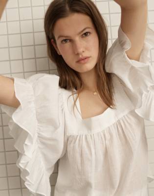 Women S Flutter Sleeve Butterfly Top In White Madewell