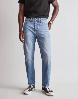 mens relaxed tapered jeans