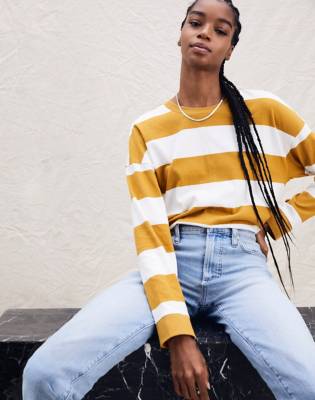 (Re)sourced Cotton Newville Tee in Lindell Stripe in sahara sand image 4