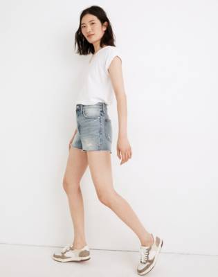 MADEWELL THE PERFECT JEAN SHORT IN SNYDER WASH: TENCEL&TRADE; DENIM EDITION