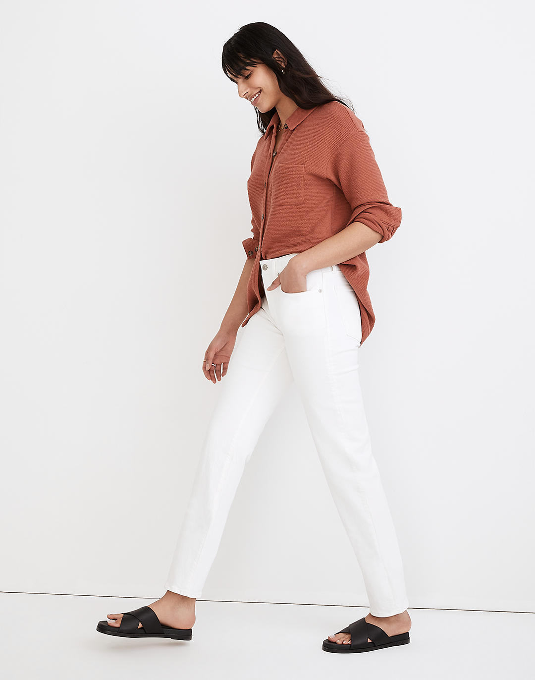 The Mid-Rise Perfect Vintage Straight Jean in Tile White