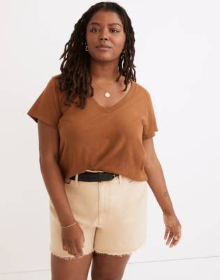 Madewell Softfade Cotton V-neck Crop Tee In Dried Acorn