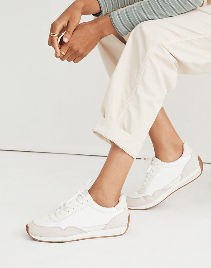 Autry Leather & Nubuck Low Sneakers in White Womens Shoes Trainers Low-top trainers 