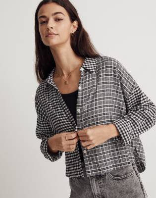 Long-Sleeve Crop Shirt in Plaid