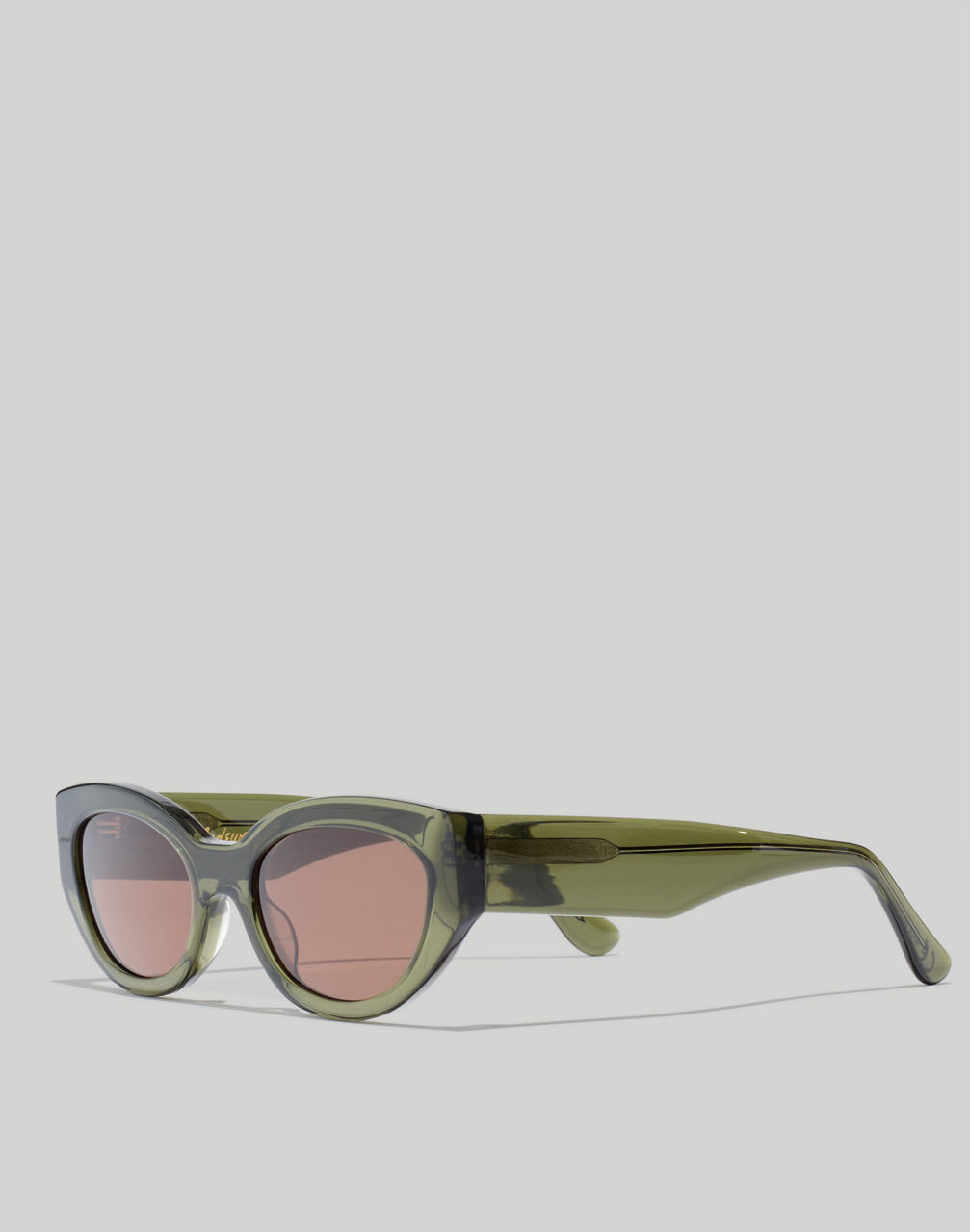 Mw Demmera Sunglasses In Olive Surplus
